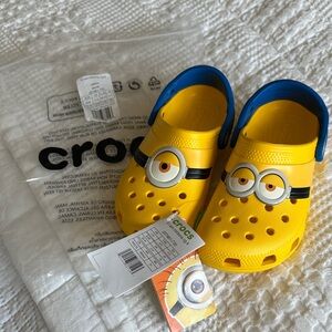CROCS Kids Minions- NWT- youth 13